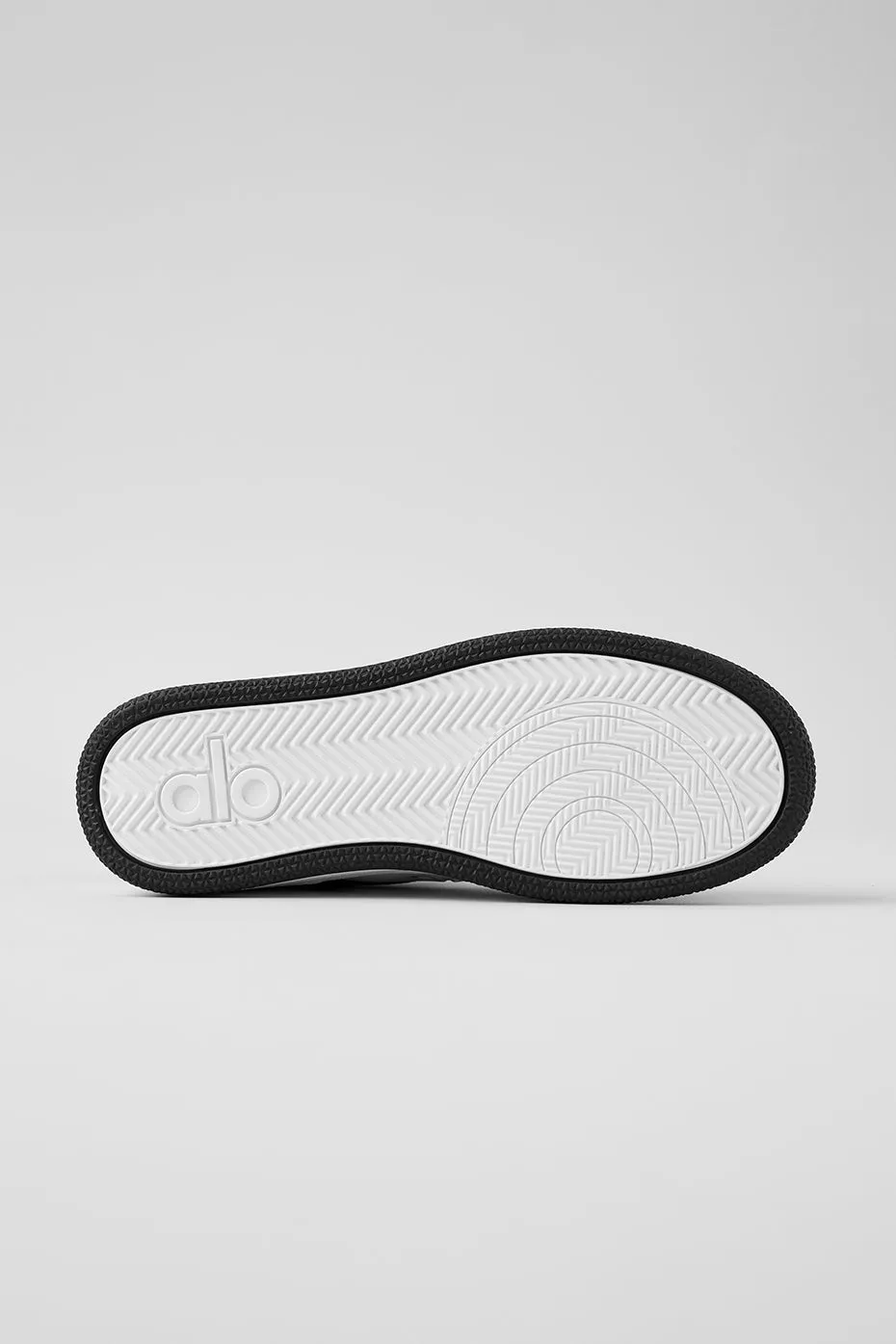 Alo Recovery Mode Sneaker - Black/White