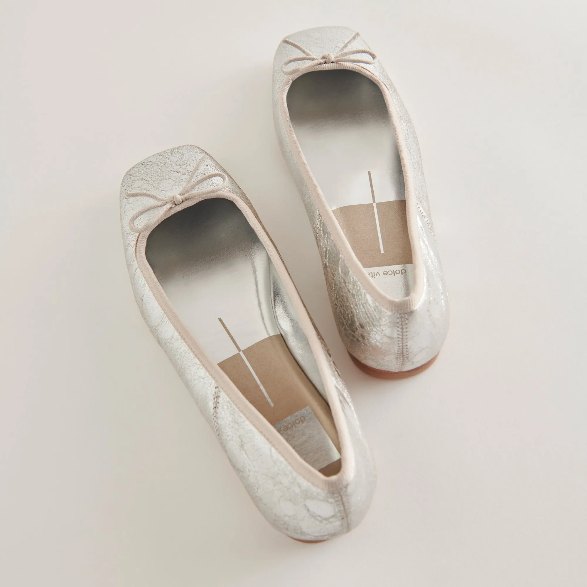 ANISA BALLET FLATS SILVER DISTRESSED LEATHER