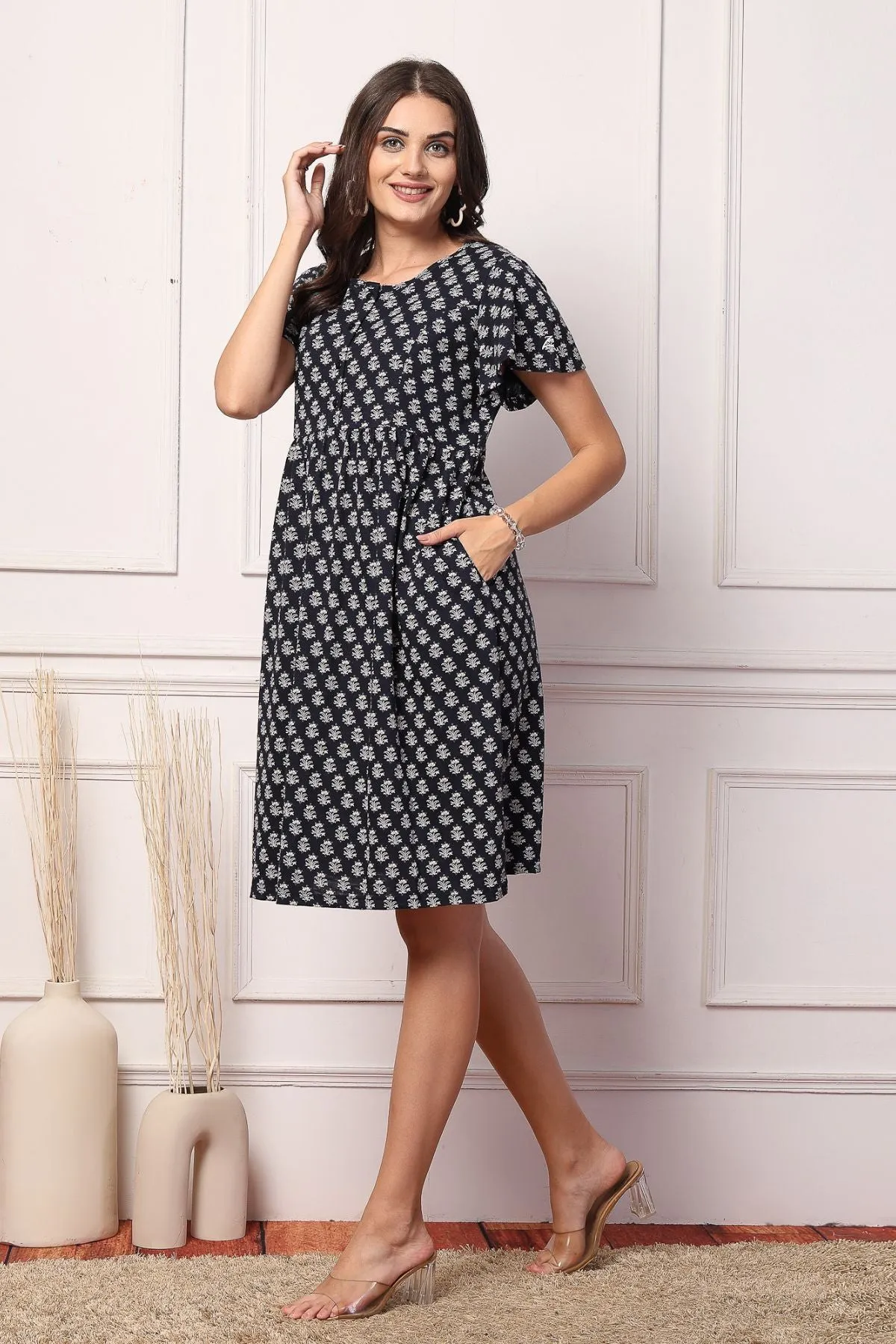 Chic Maternity Zipless Feeding Dress