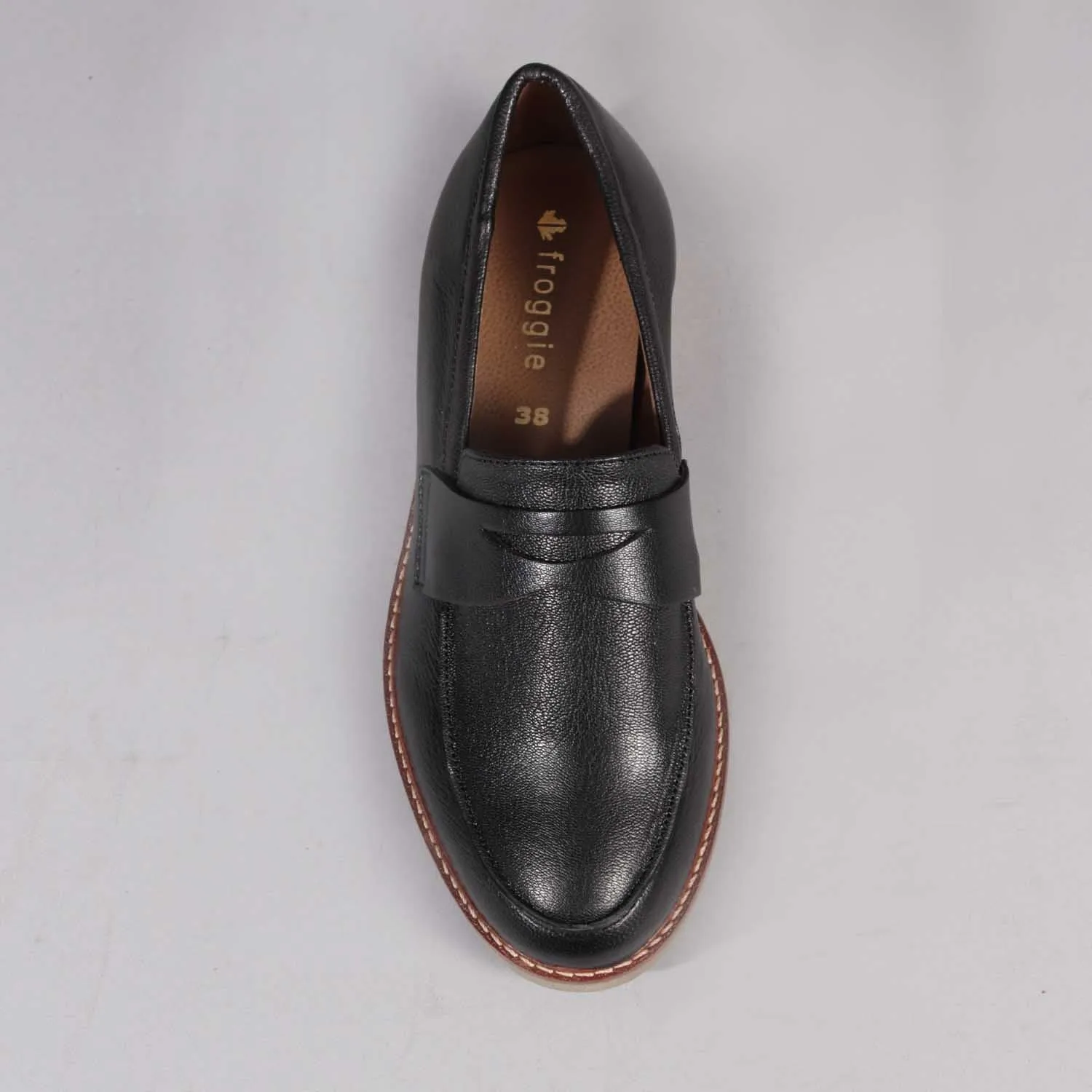 Classic loafers in Black - 12675