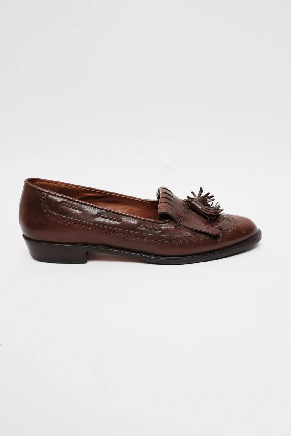 ITALY 39 1/2 LEATHER TASSEL LOAFERS