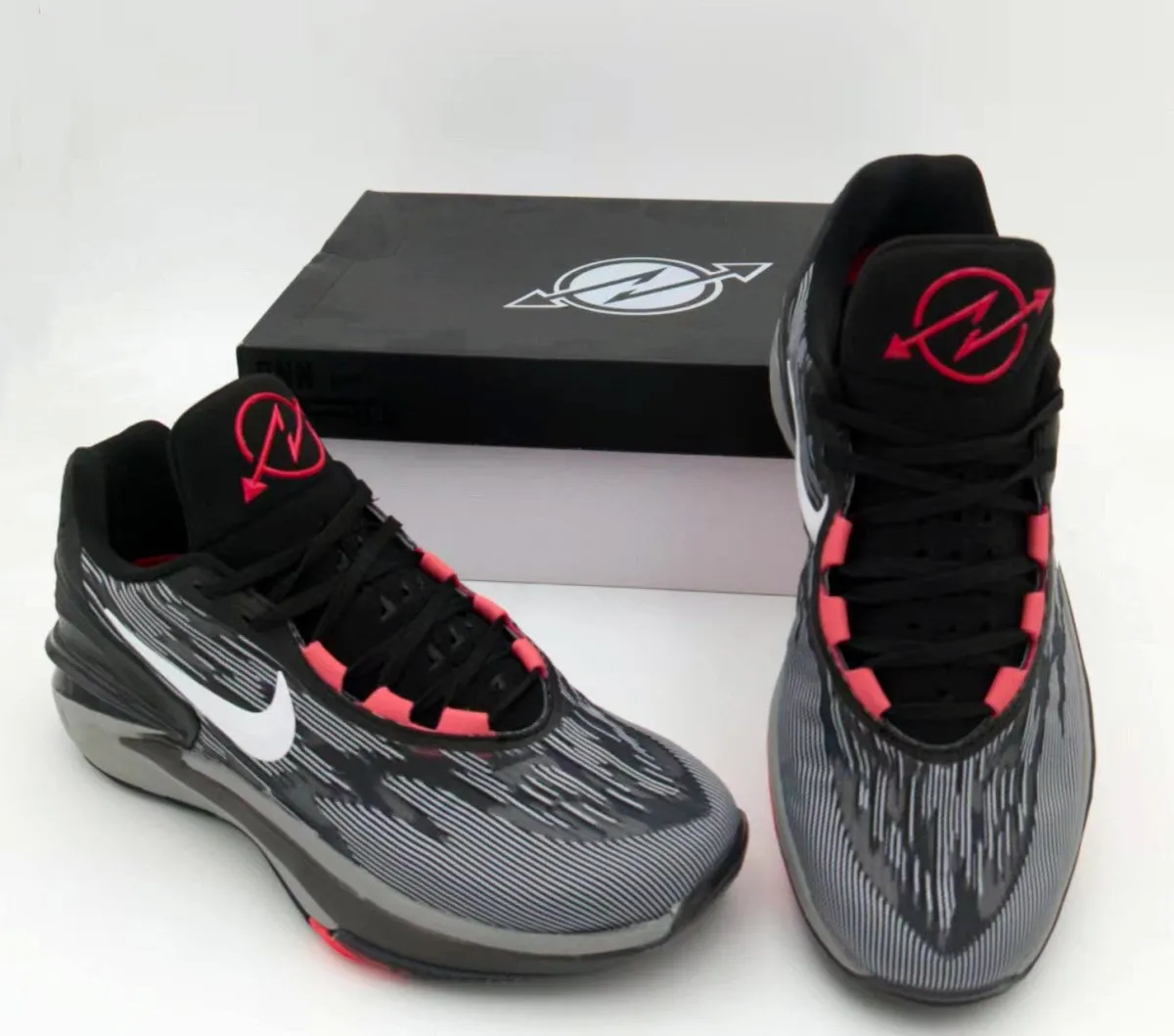 NIKE ZOOM G.T. CUT 2 x BLACK BRIGHT CRIMSON