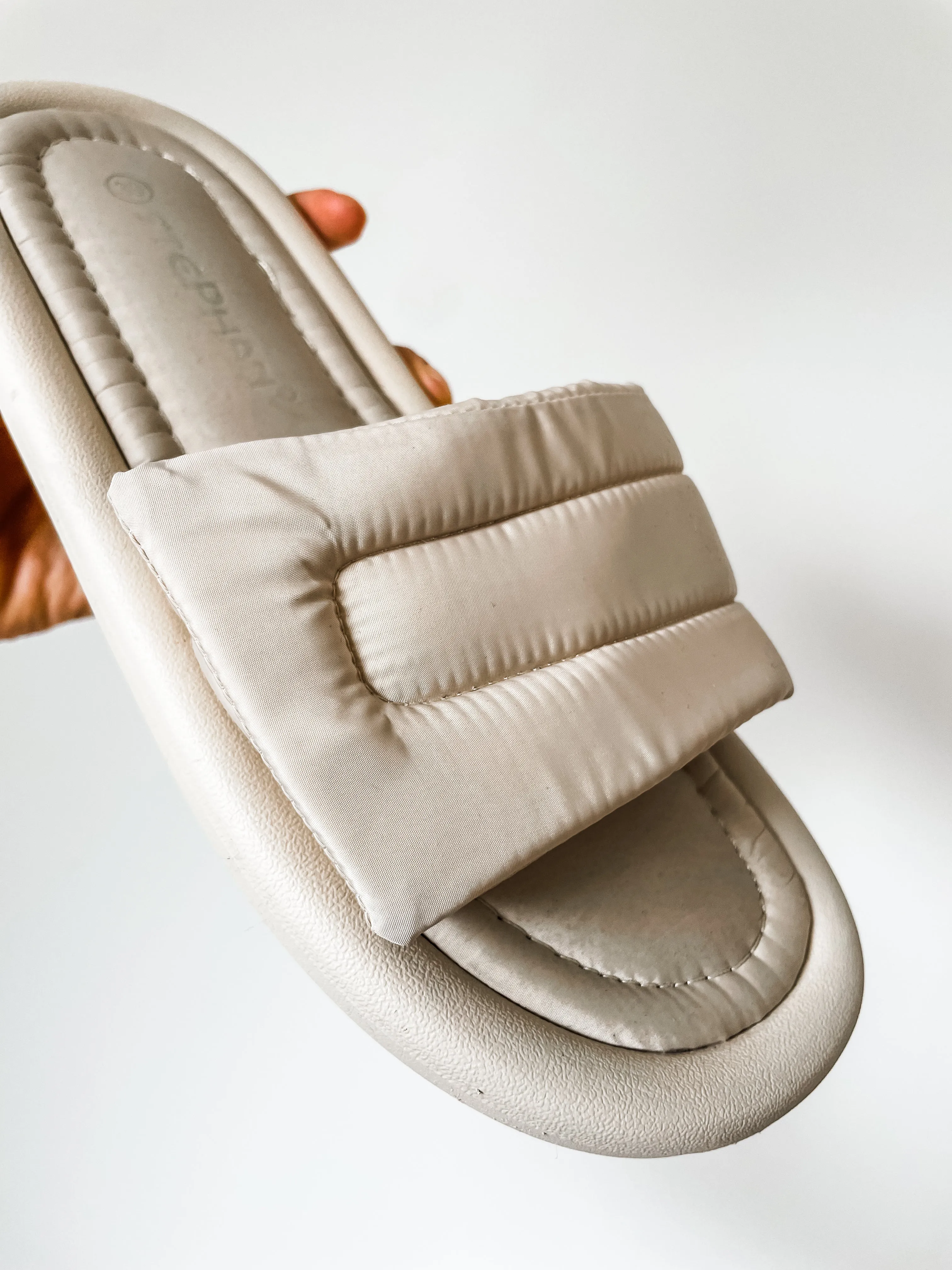 Quilted Nylon Sliders