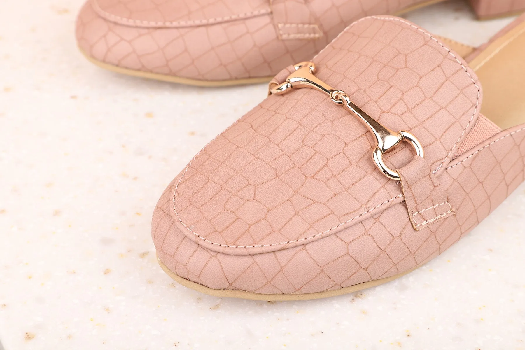 Women Peach Textured Ballerina Flats